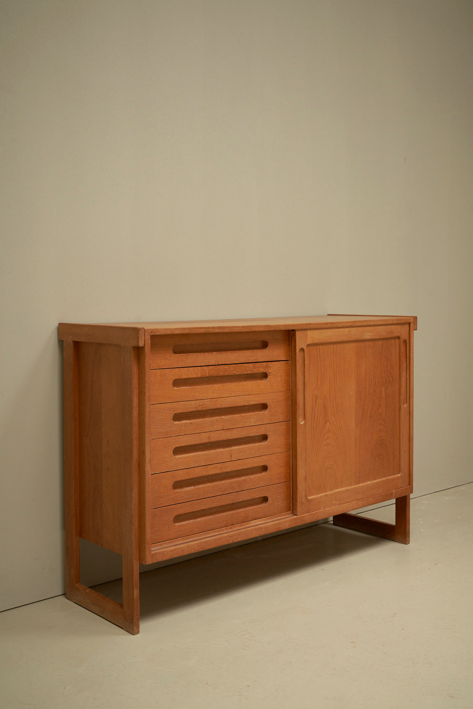 Sideboard danoise en chêne, 1970s