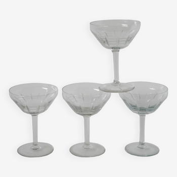 Lot de 4 coupes grandes à champagne en cristal gravé, 1930