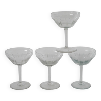 Set of 4 large champagne glasses in engraved crystal, 1930