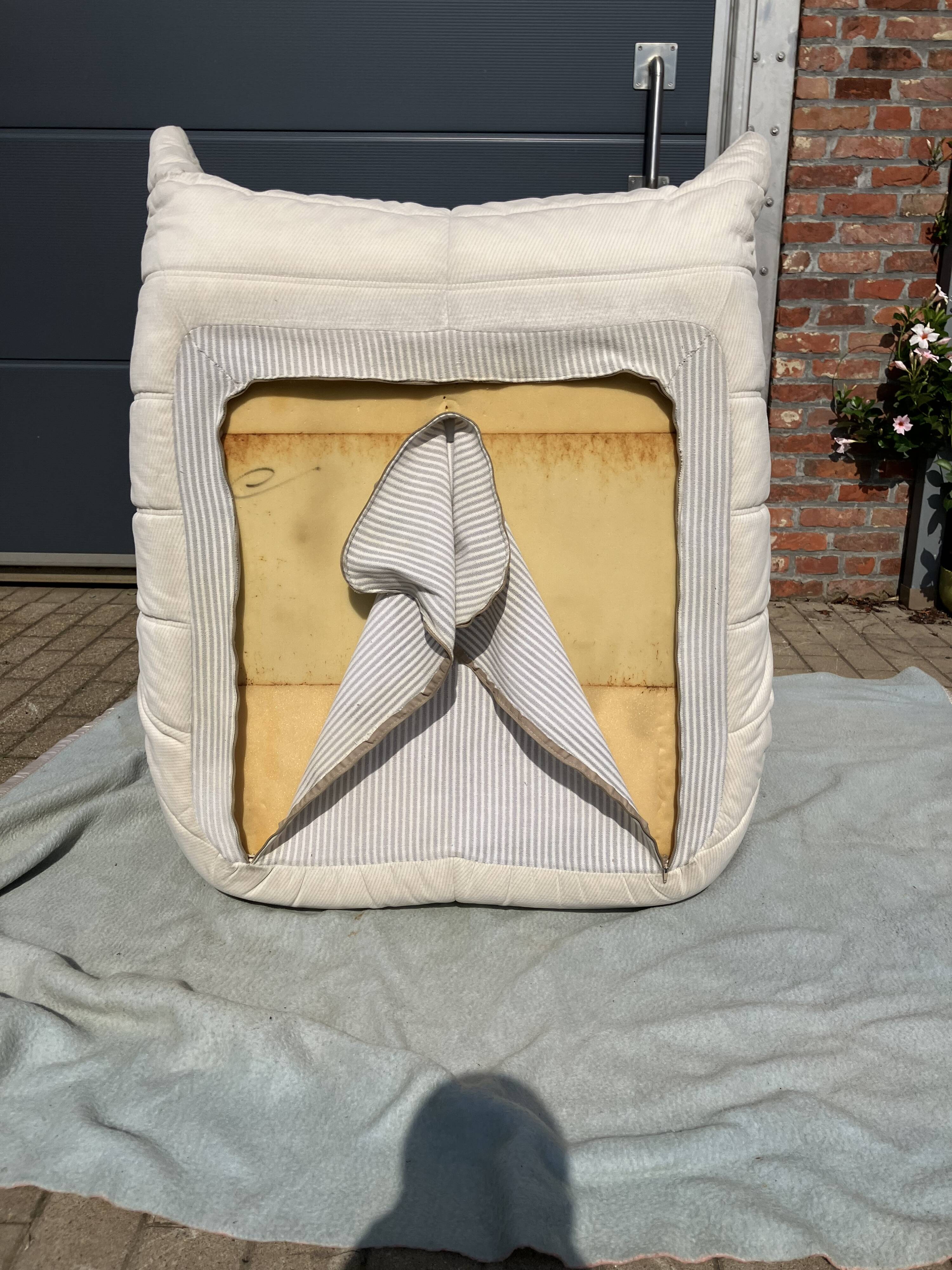 Authentieke Ligne Roset 1zit Togo 1988 beige in topstaat!!