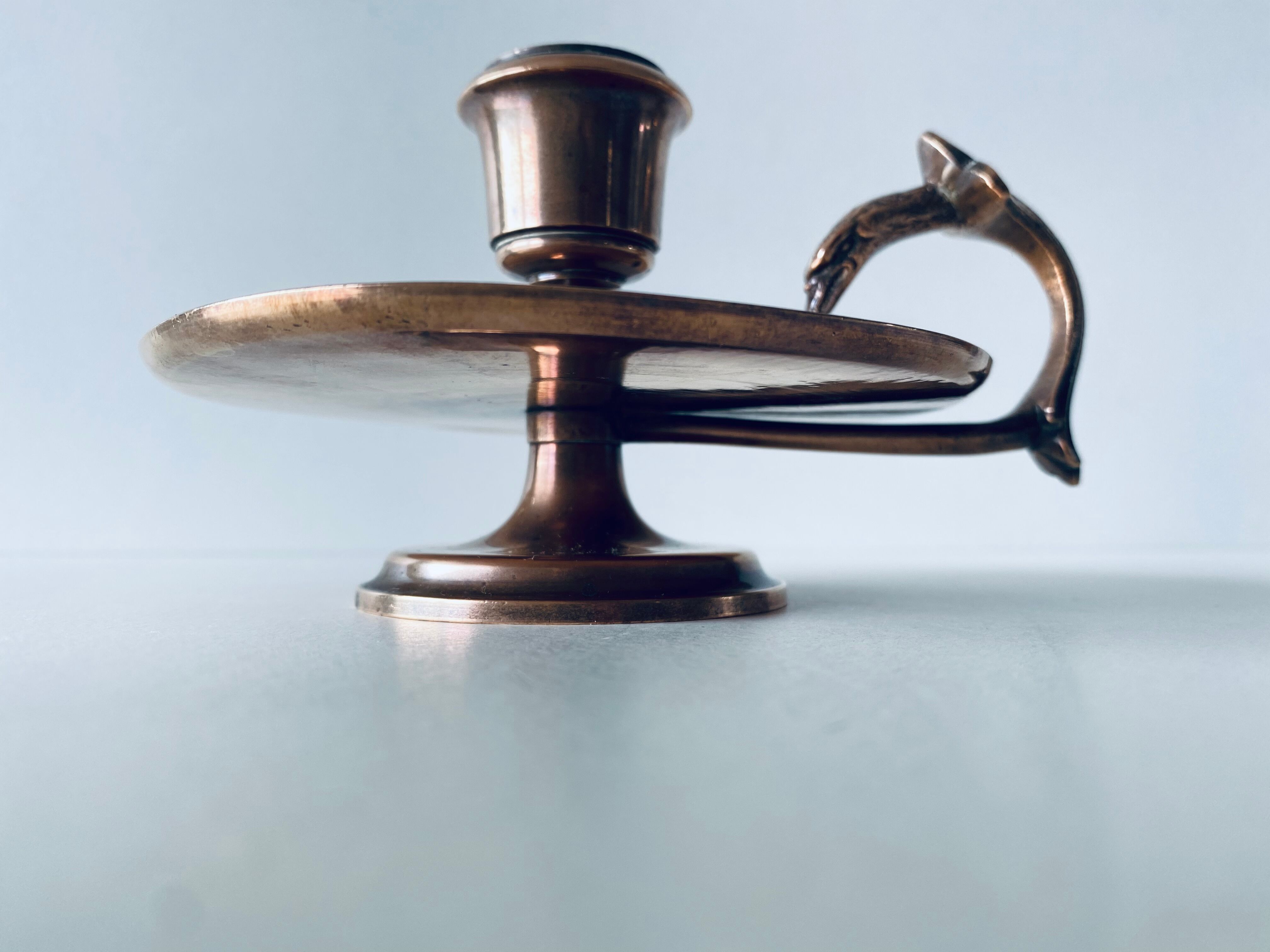 Eagle head candle holder