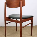 Set of 8 Danish chairs in teak, black leatherette and brass, Sven Chrobat/Sax.