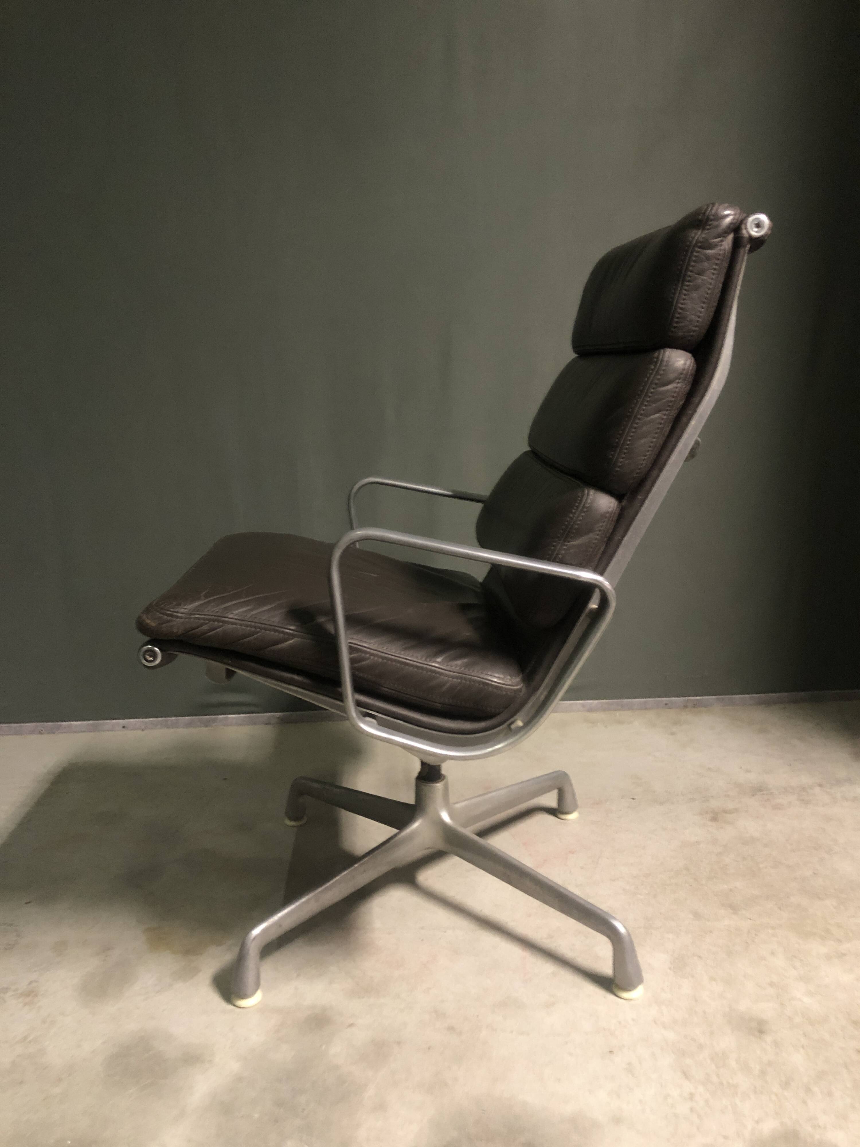 1960's Herman Miller Eames Lounge chair 215