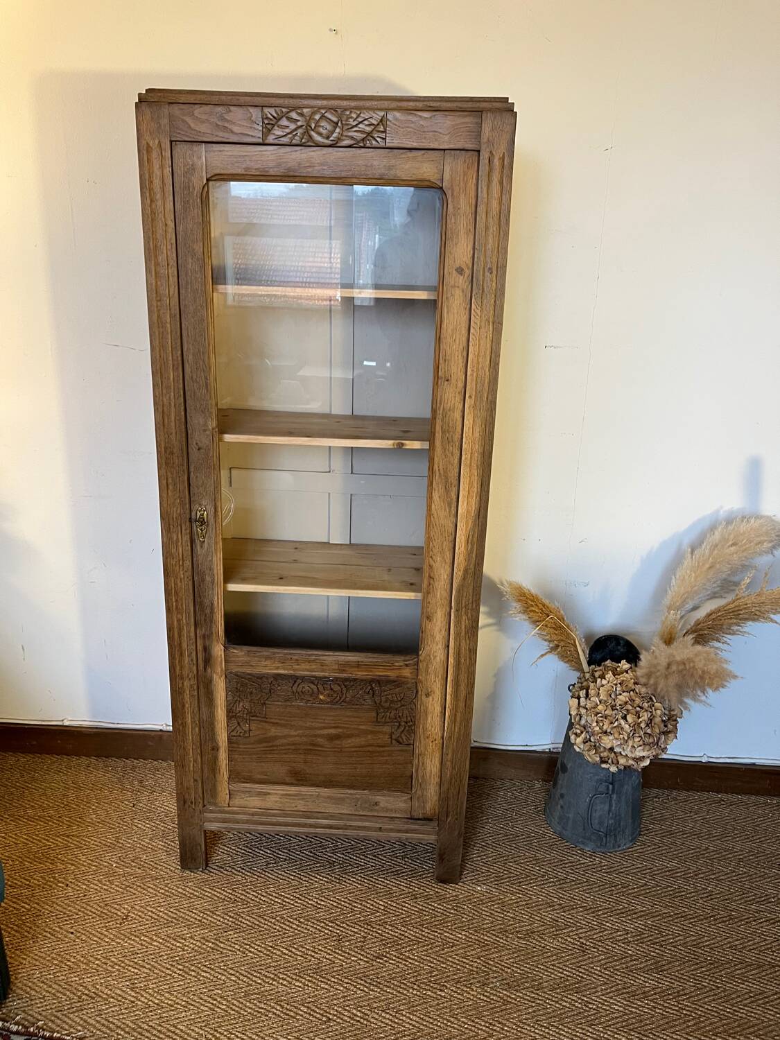 Vintage art deco dresser