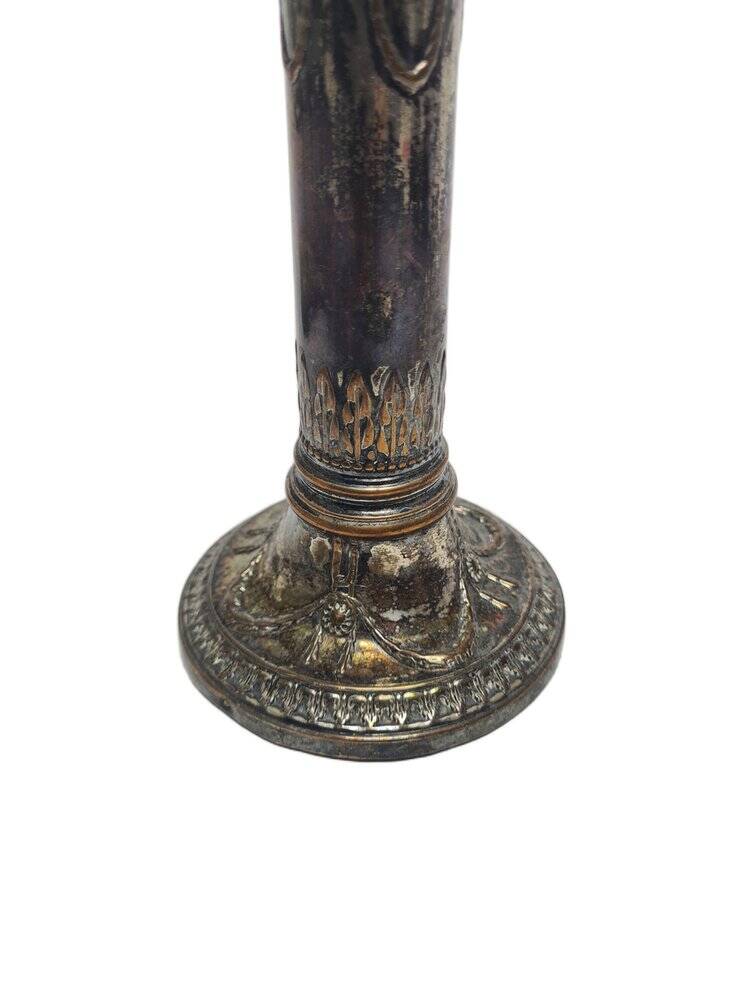Art Nouveau French flute vase, 1900s