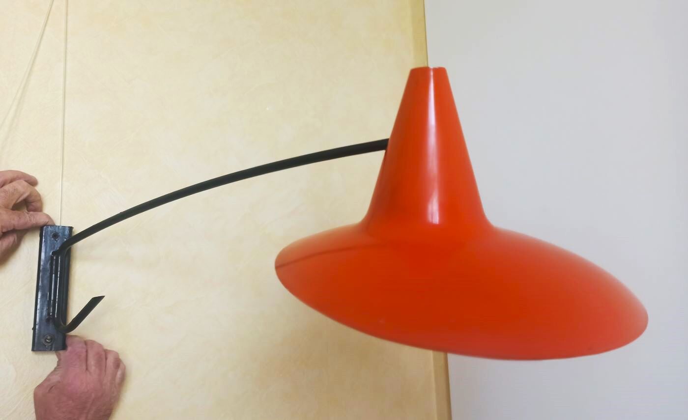 Articulated wall lamp year 50s