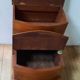 Library staircase with 3 steps