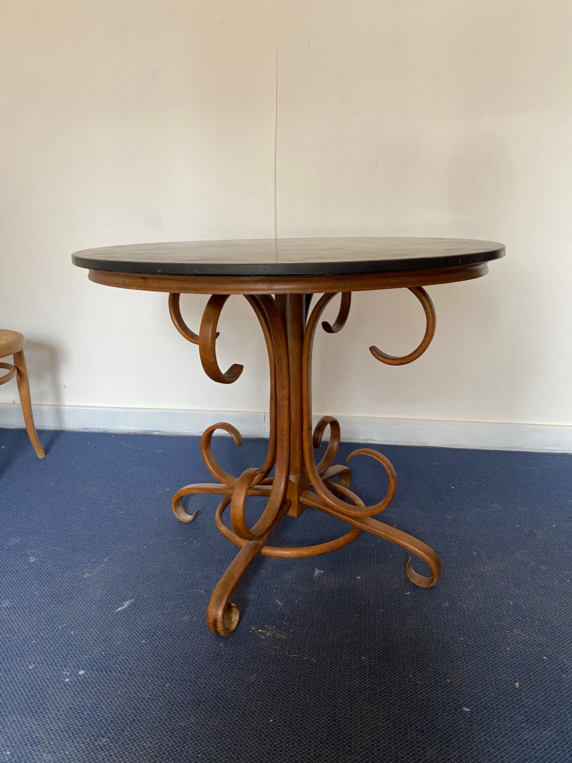 Vintage table and 4 chairs set