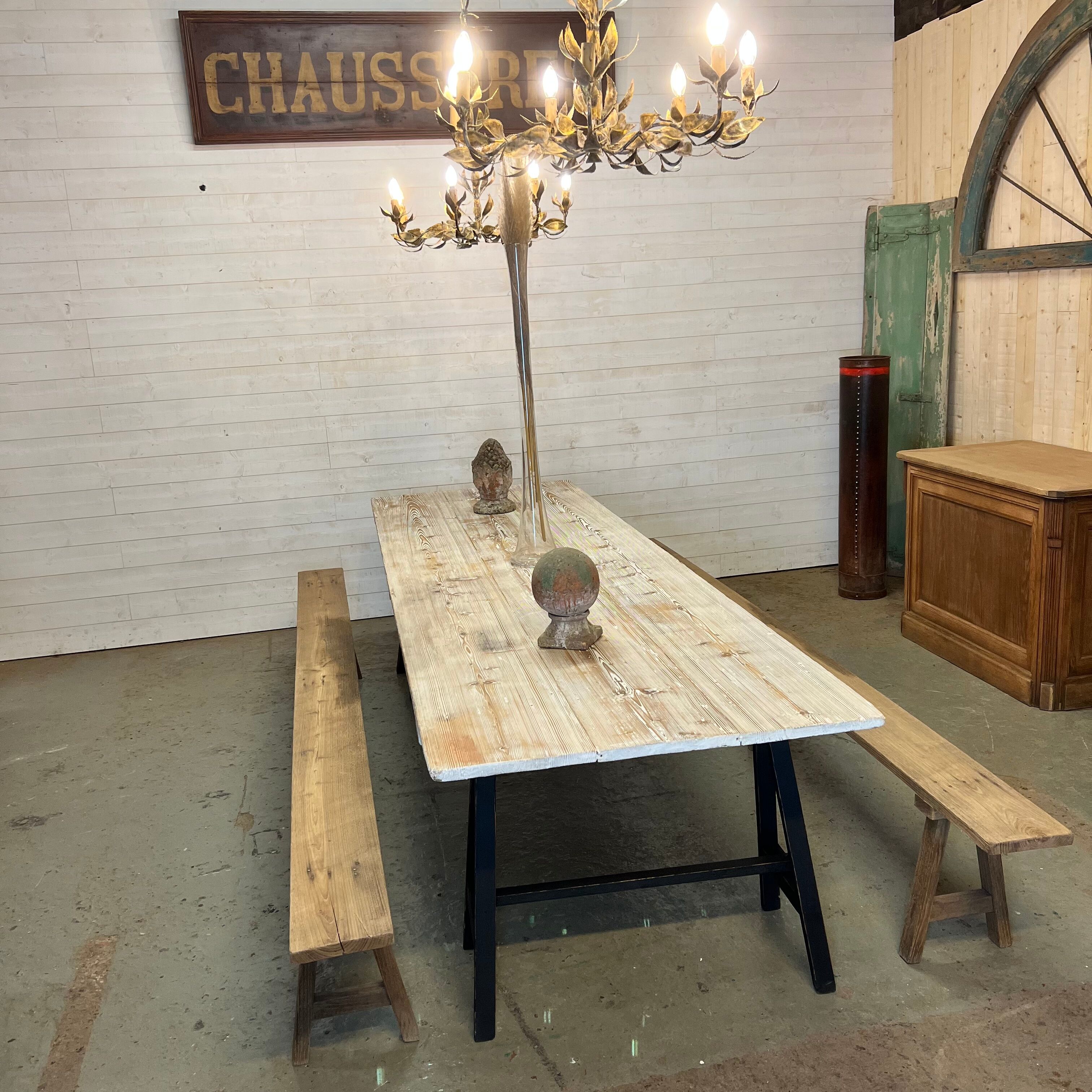 Large pine guinguette farm table