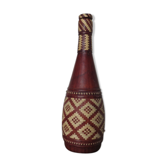 Ethnic bottle in leather 60s-70s