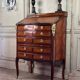 Meuble secrétaire de notaire Louis XV en placage, estampillé de Nicolas Petit