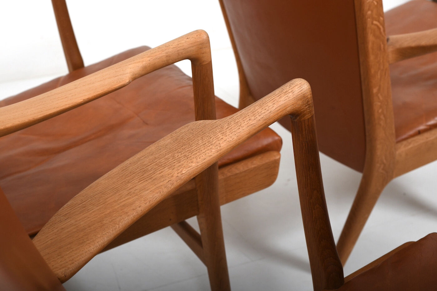 Lot de 4 fauteuils AP-16 en chêne par Hans Wegner