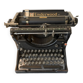 Underwood typewriter