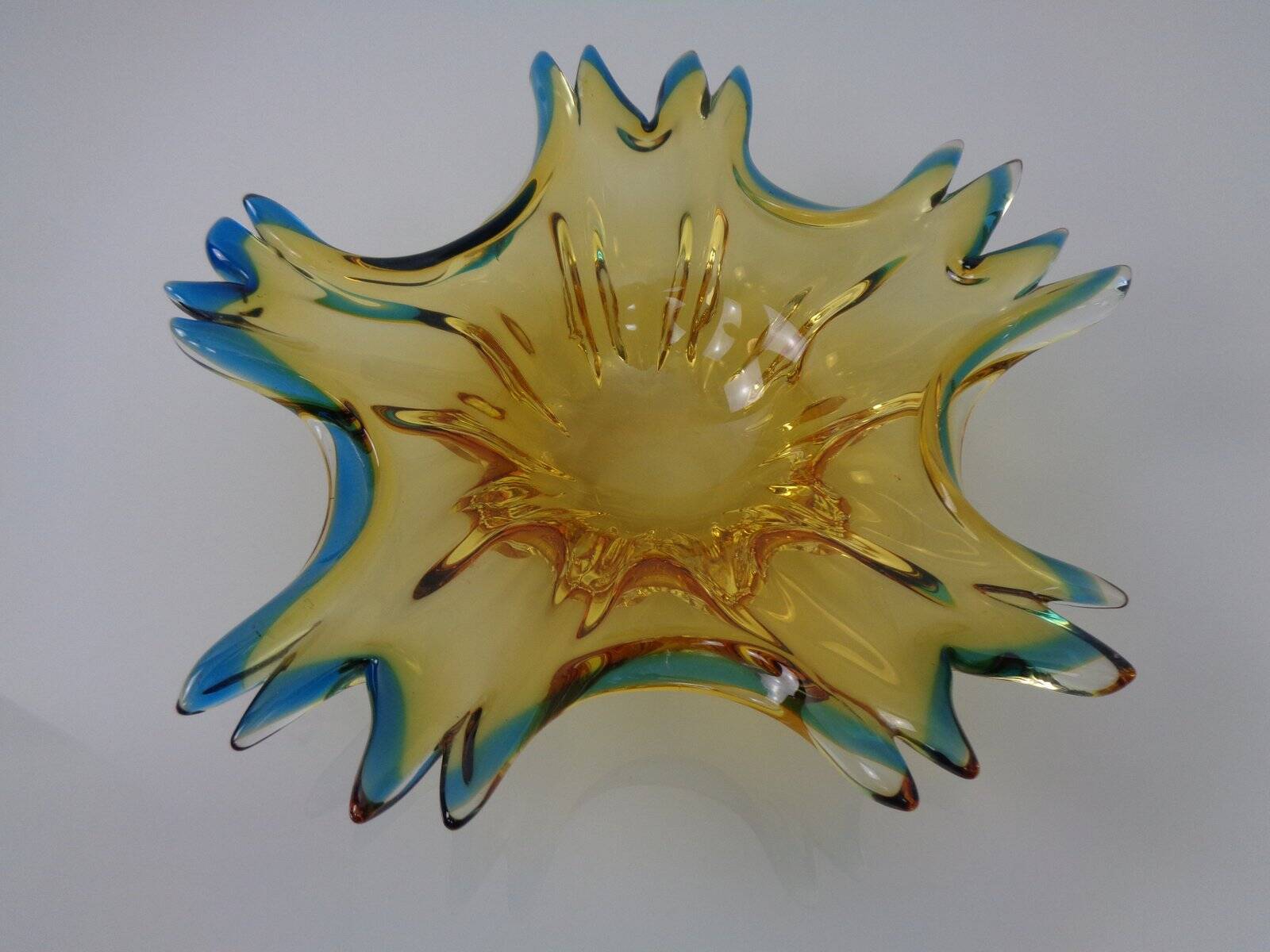 Sommerso Murano Glass Bowl, Italy, 1960s
