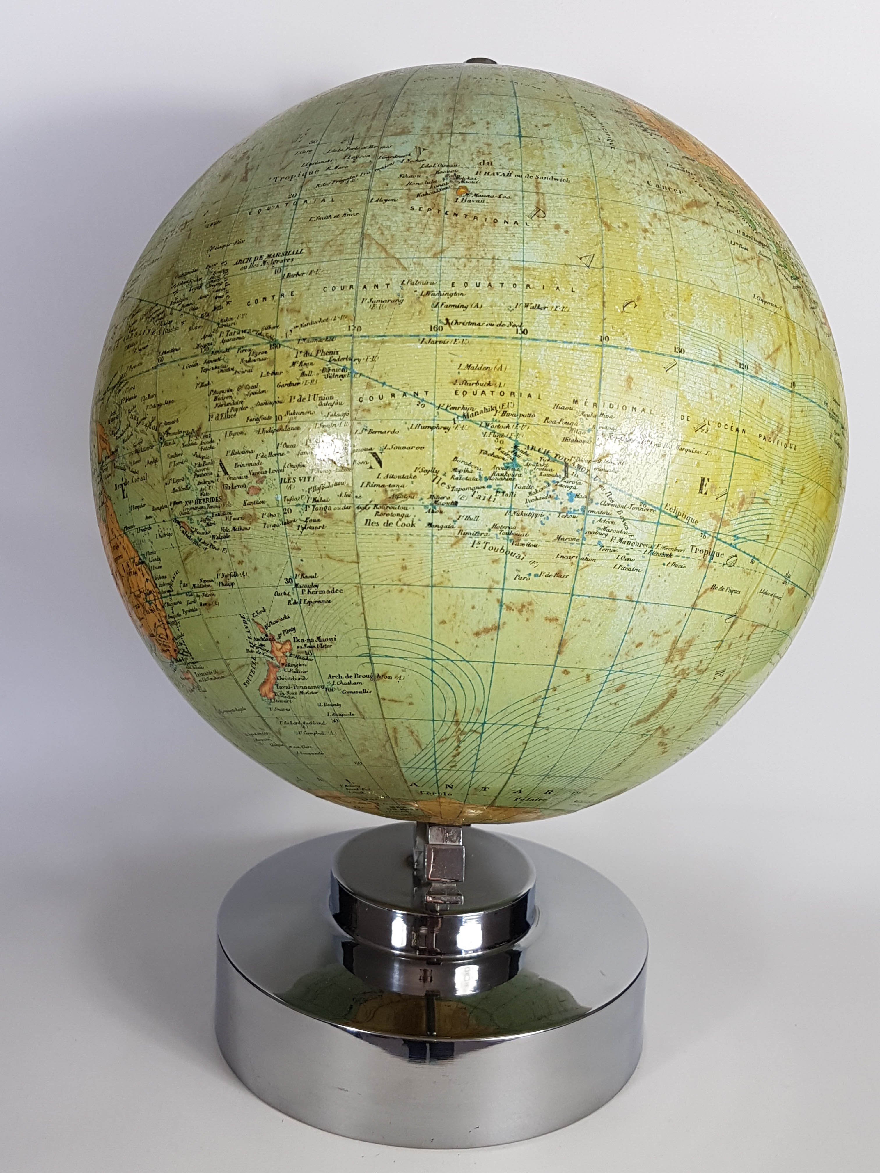 Globe terrestre Bertaux Editeur, 1930/1950