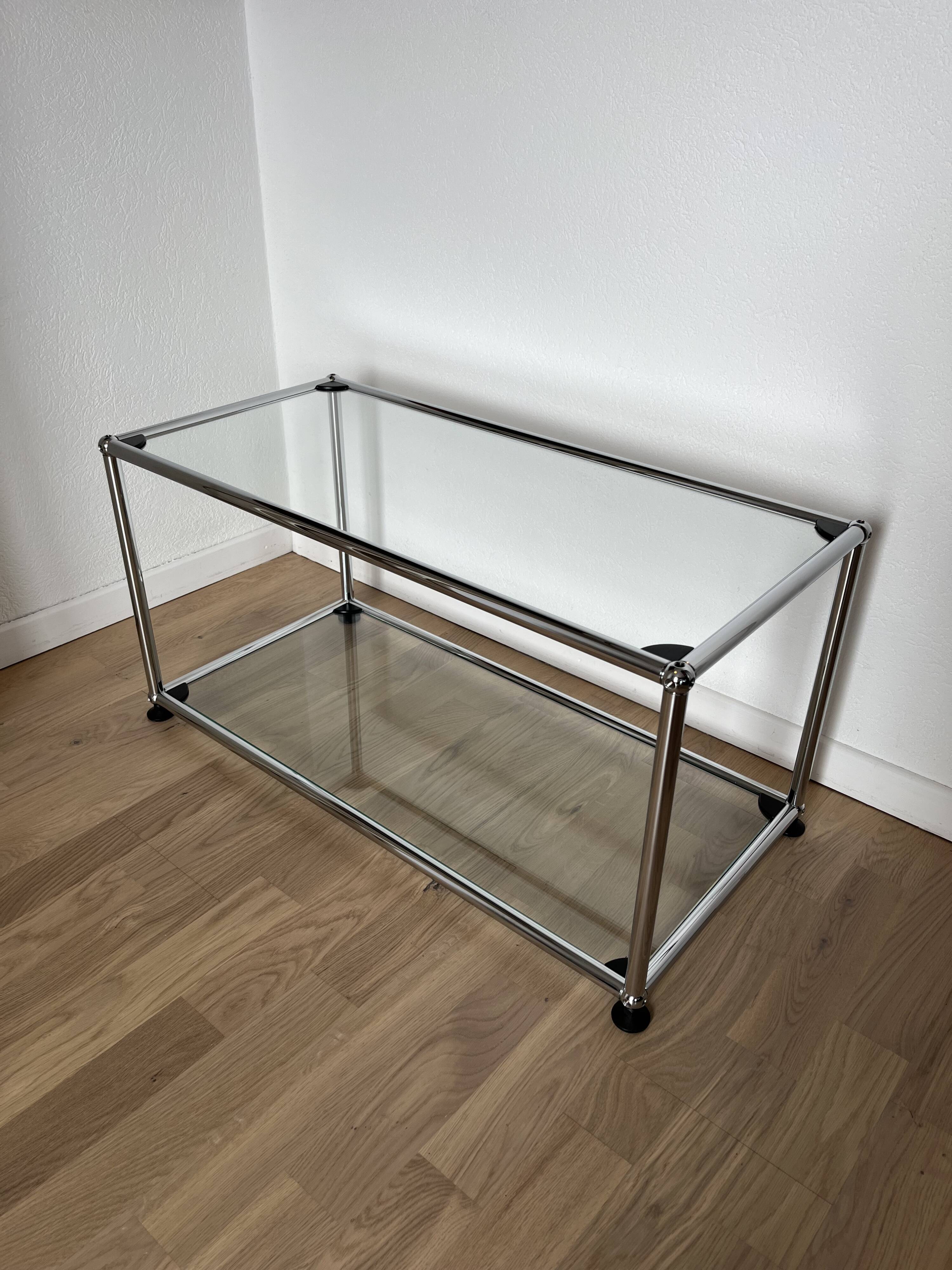 USM Haller glass coffee table / shelf