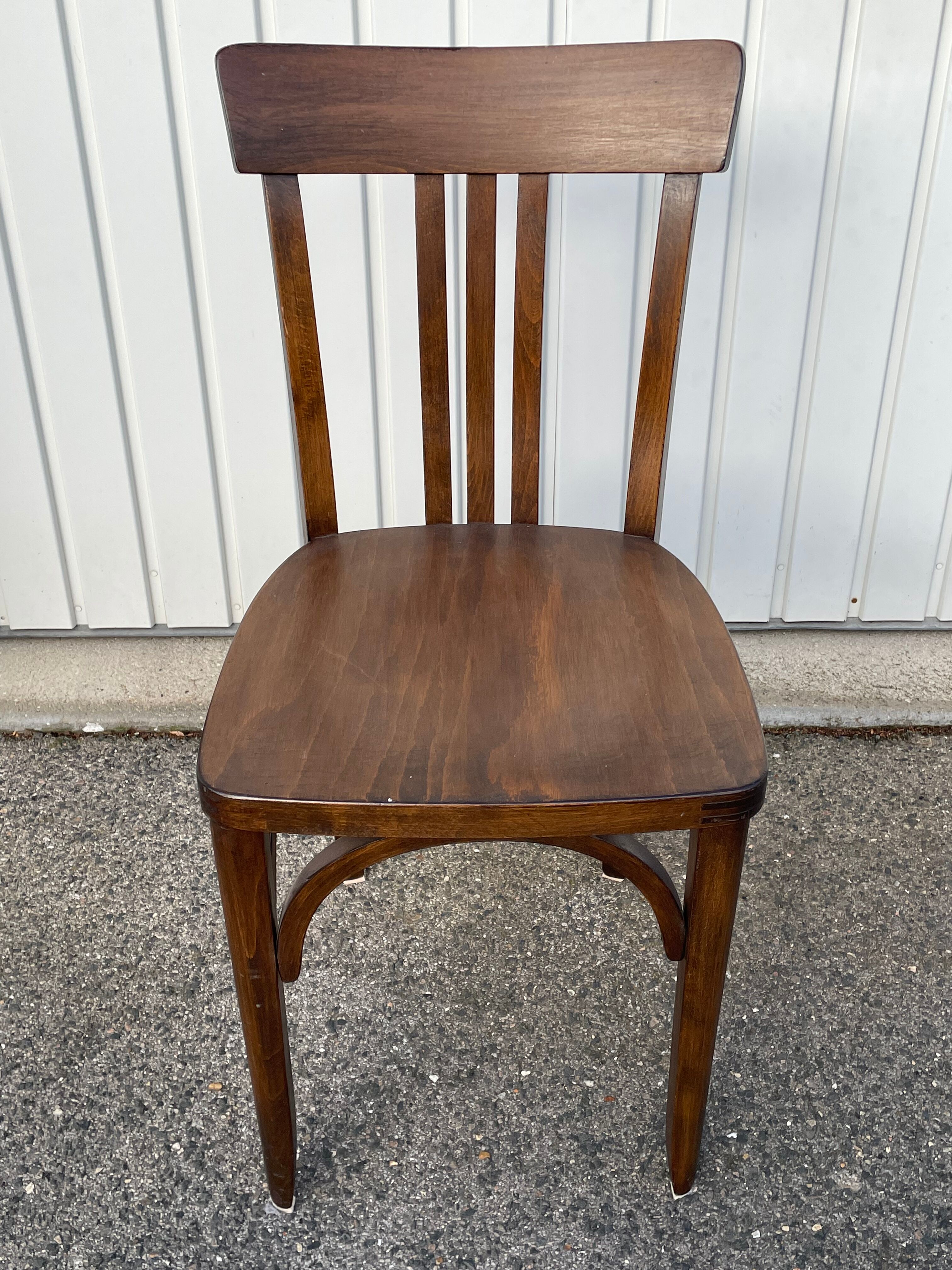 Curved wooden bistro chair Luterma 1950