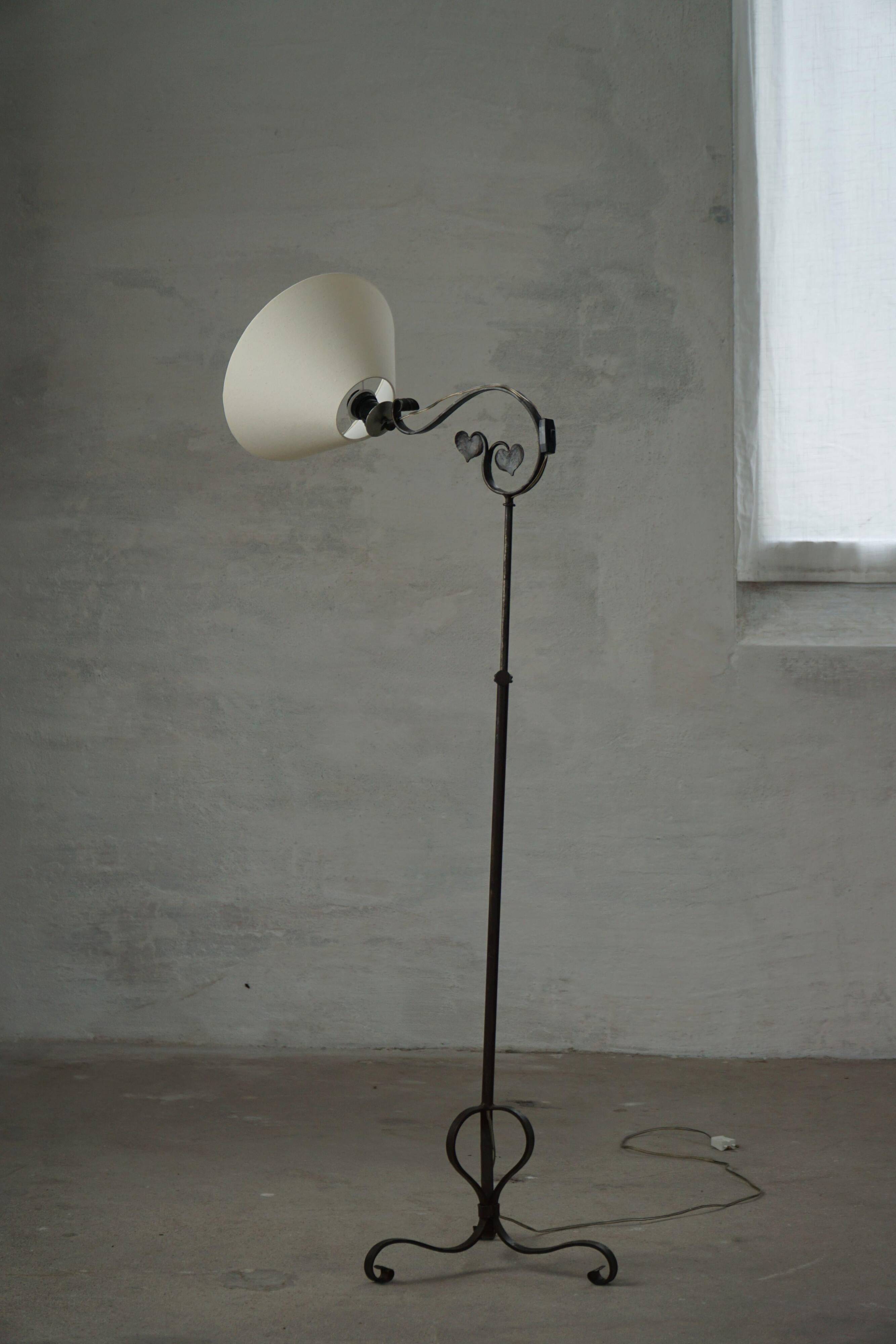 Lampadaire danois Art Déco, en fer forgé ajustable, forgé à la main, années 1930