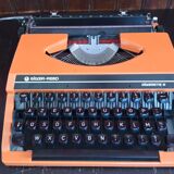 Silver Reed Silverette S orange typewriter