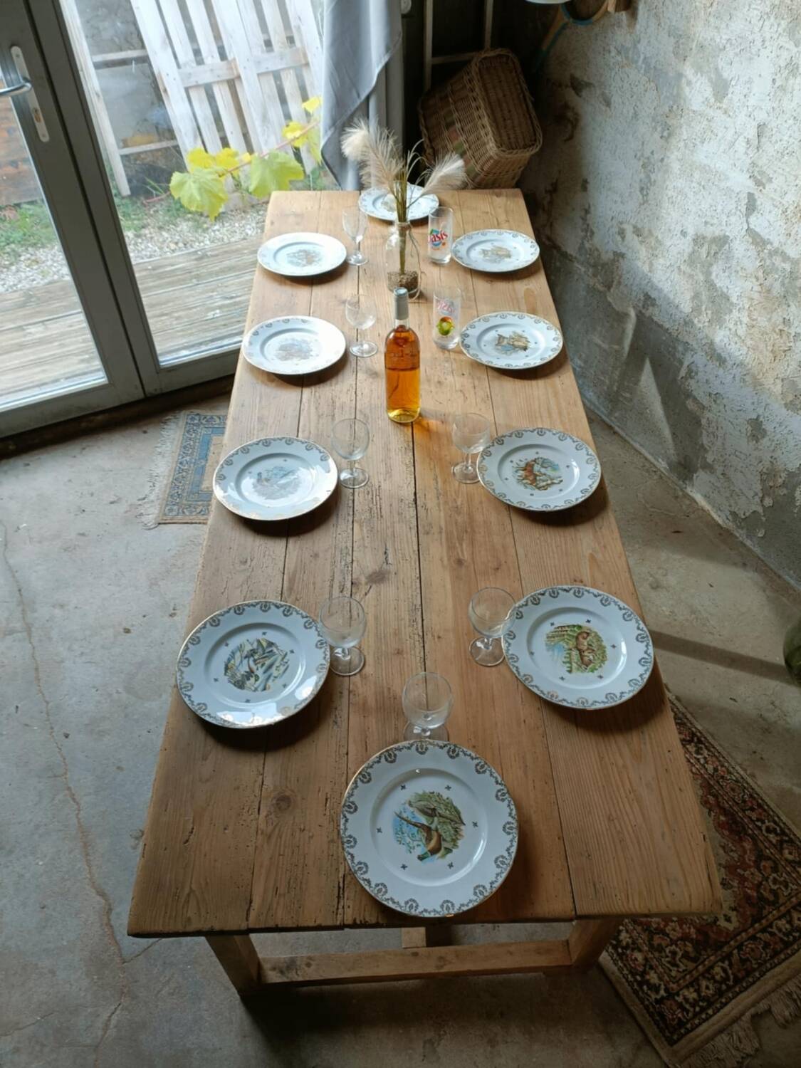 Farmhouse table