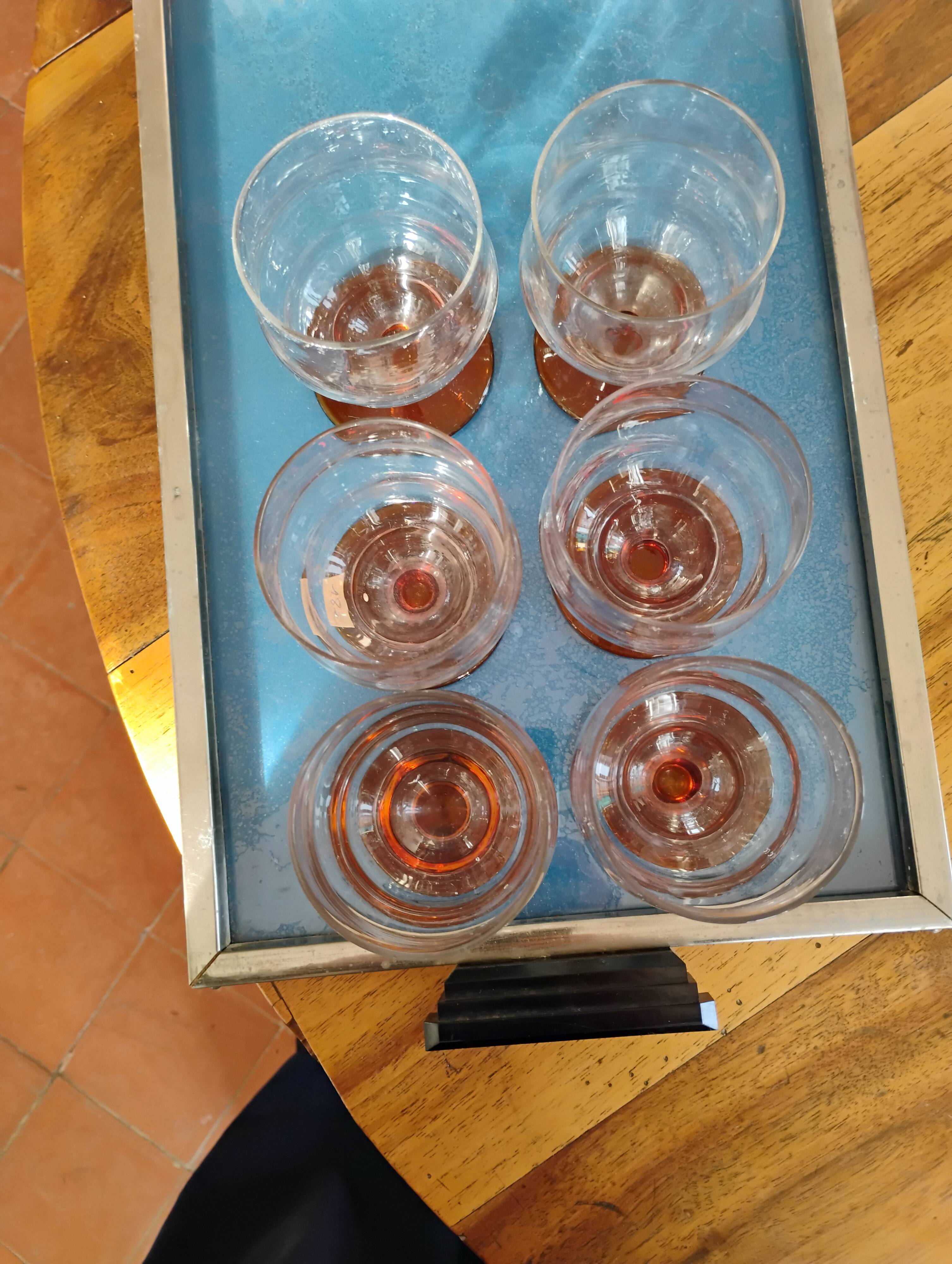 6 colored stemmed glasses