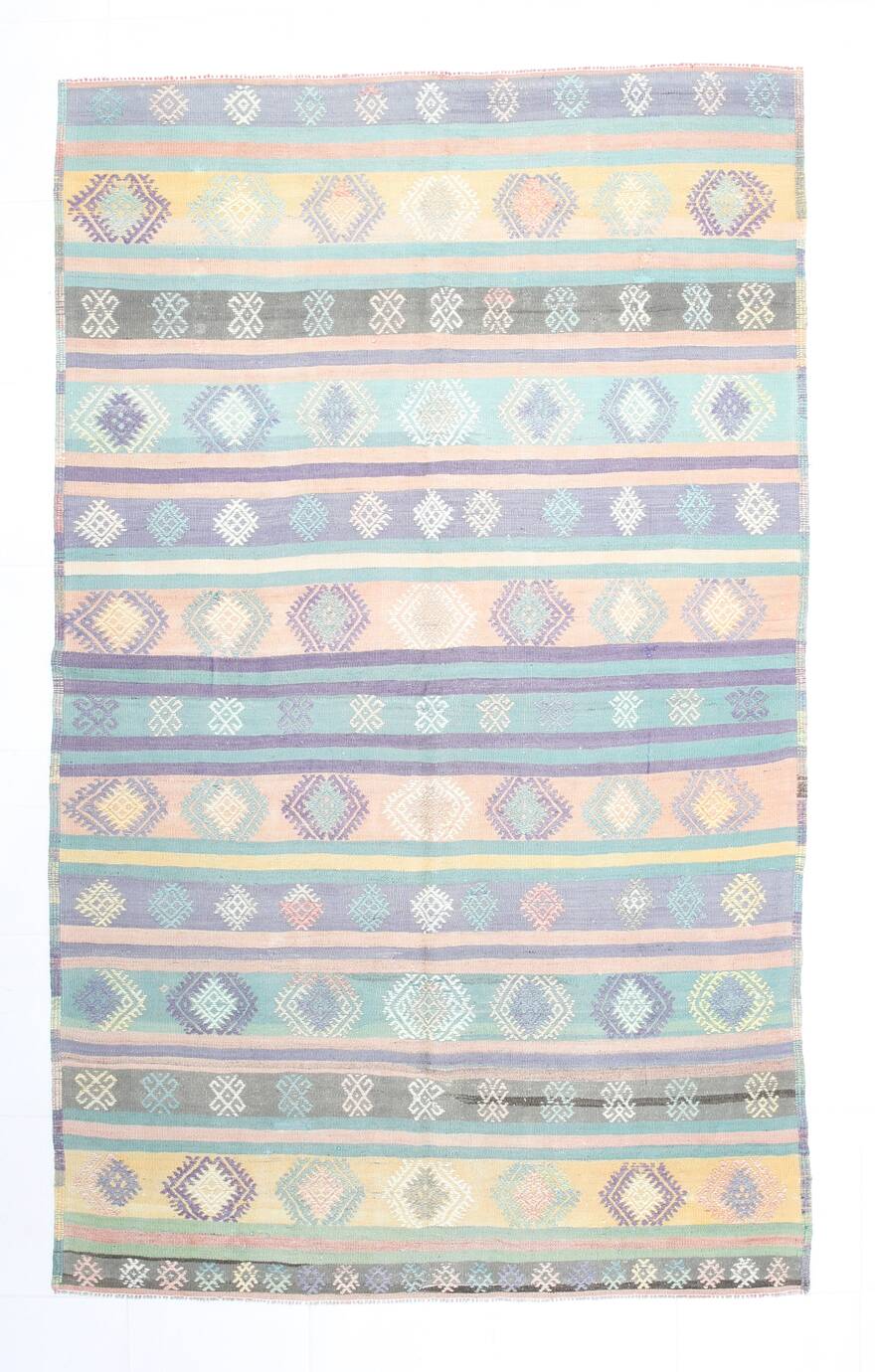Tapis Kilim Anatolien 5x9 ft – Rayures Pastel en Vert Menthe, 163x268Cm