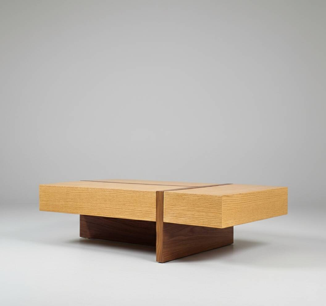 Table basse en bois à compartiments intégrés - Design contemporain