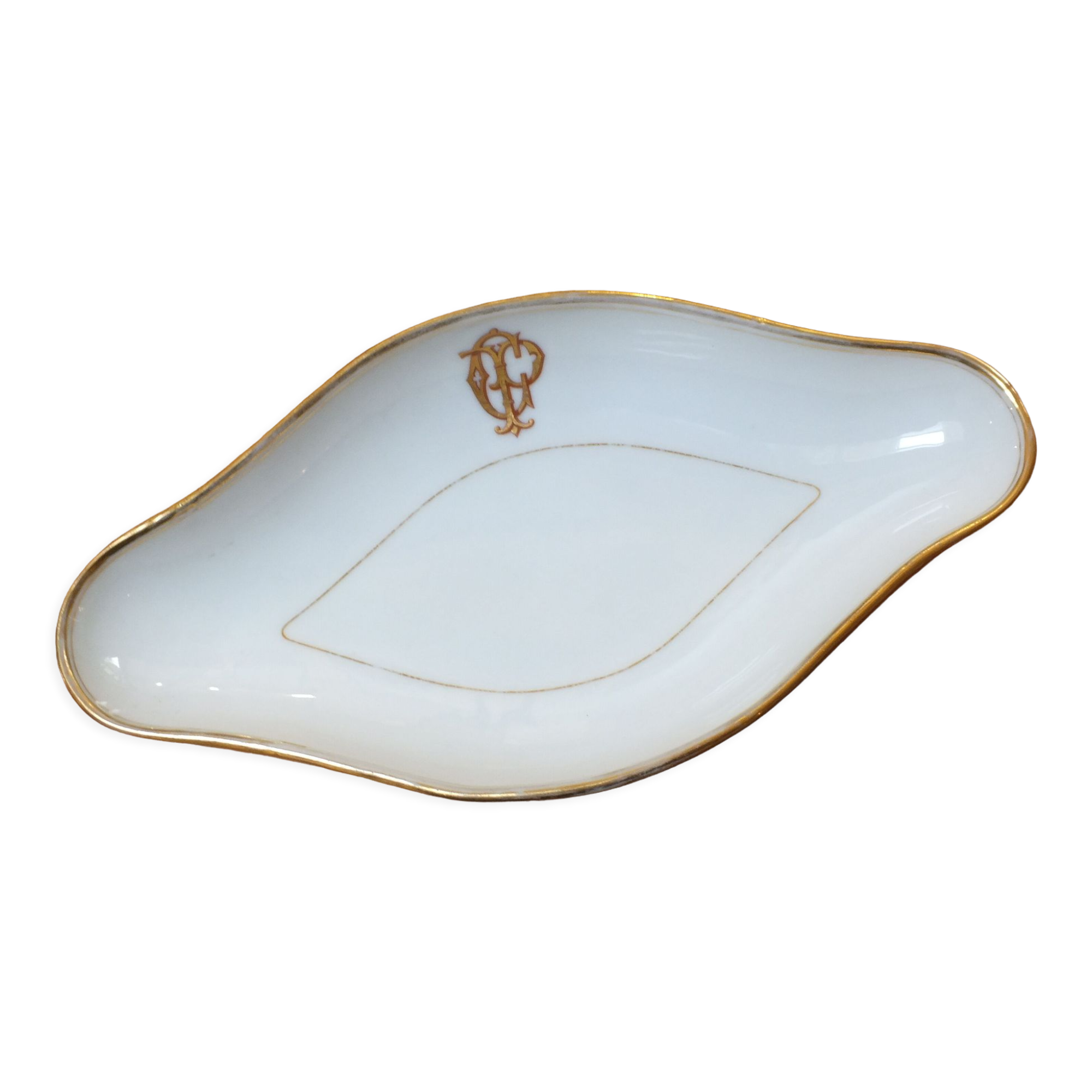 Antique ravier in white porcelain and gold Axe & Pépin in Vierzon