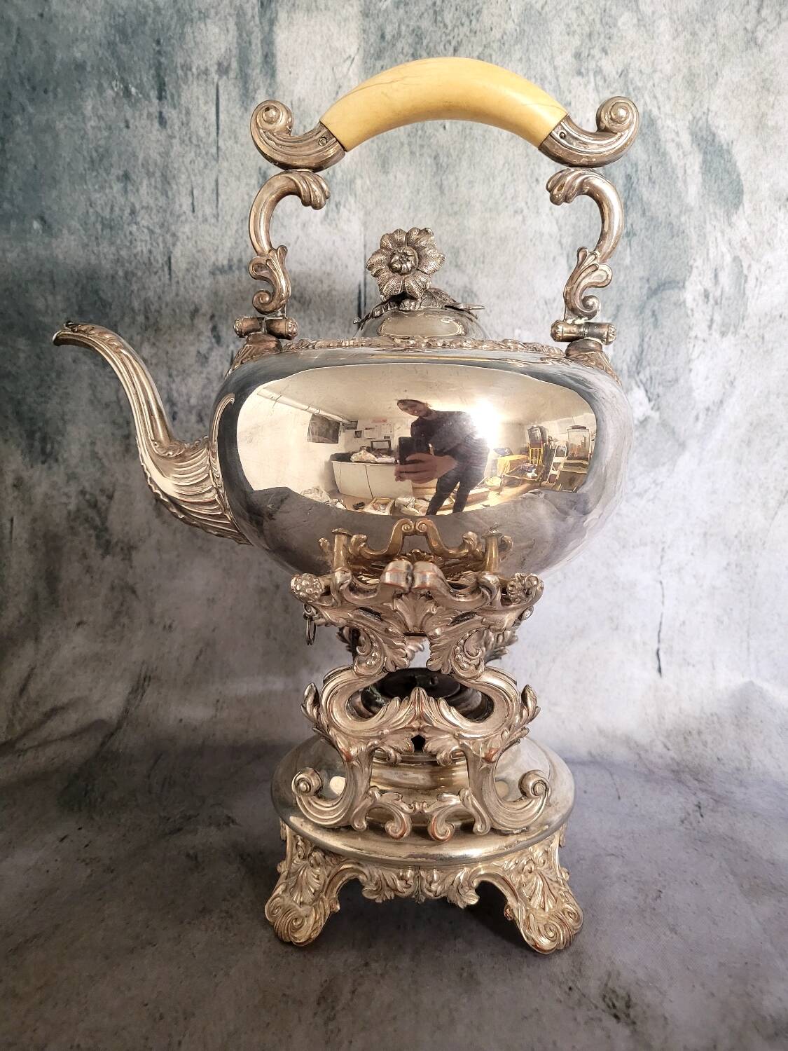 Silver-plated metal samovar kettle, 19th century