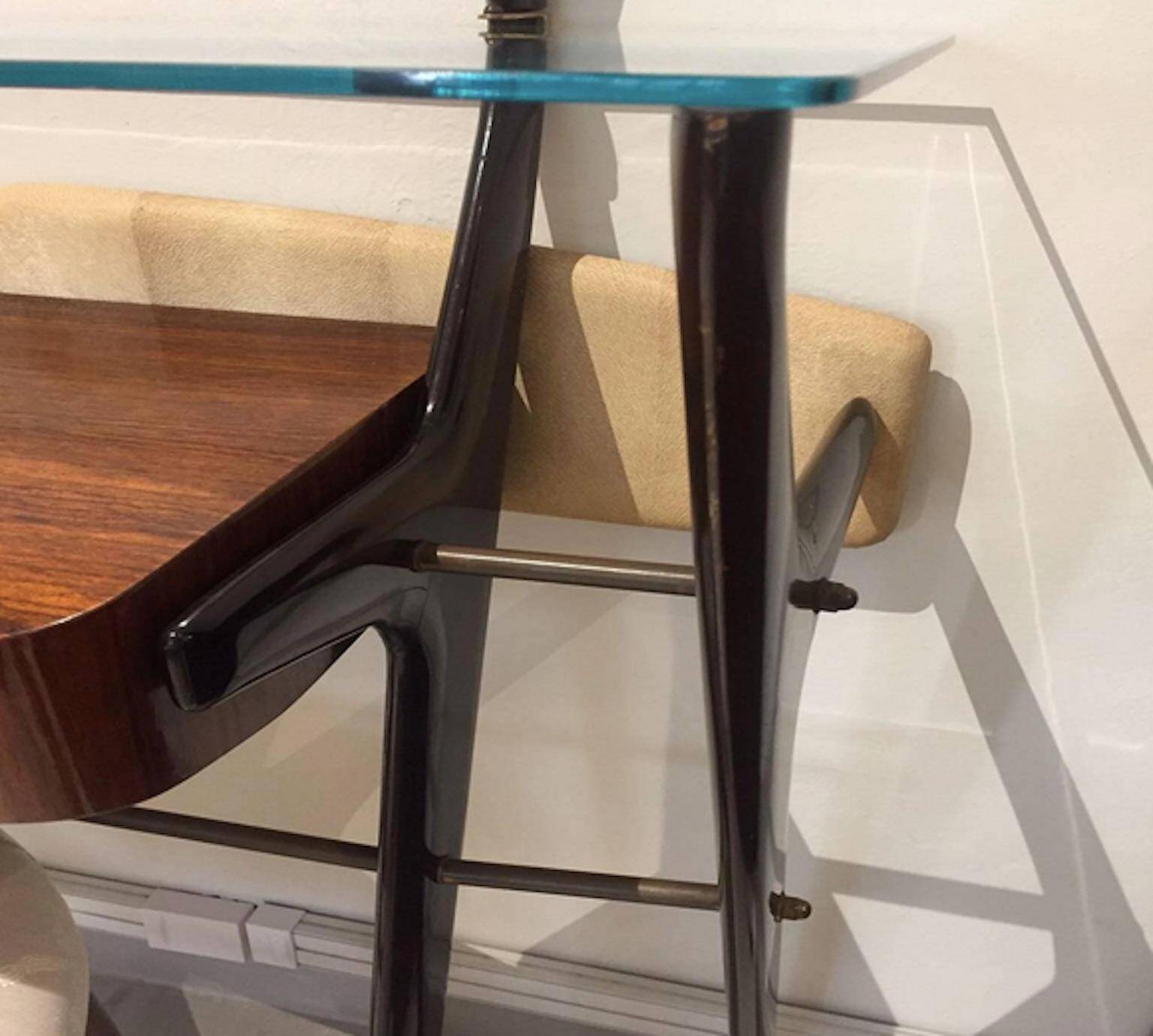 Table console laquée avec plateau en verre et miroir