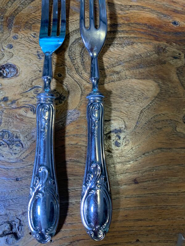 Service de couverts à dessert composé de 11 pièces poinçon 800 ouvragées anciens et collector