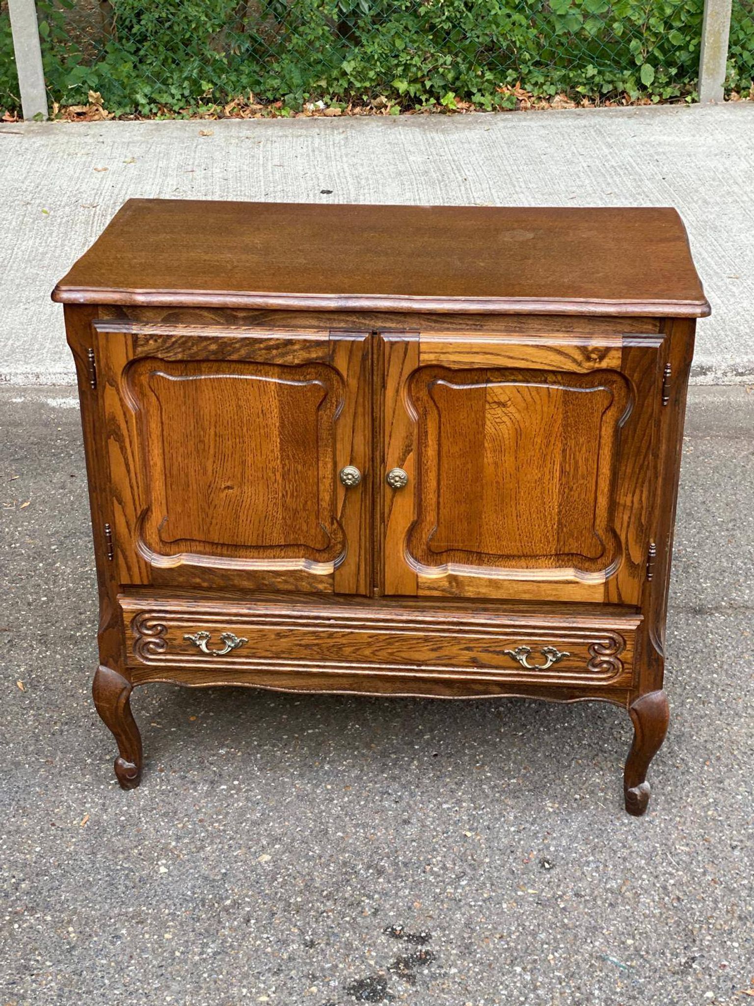 Louis XV buffet TV bar in oak 1970