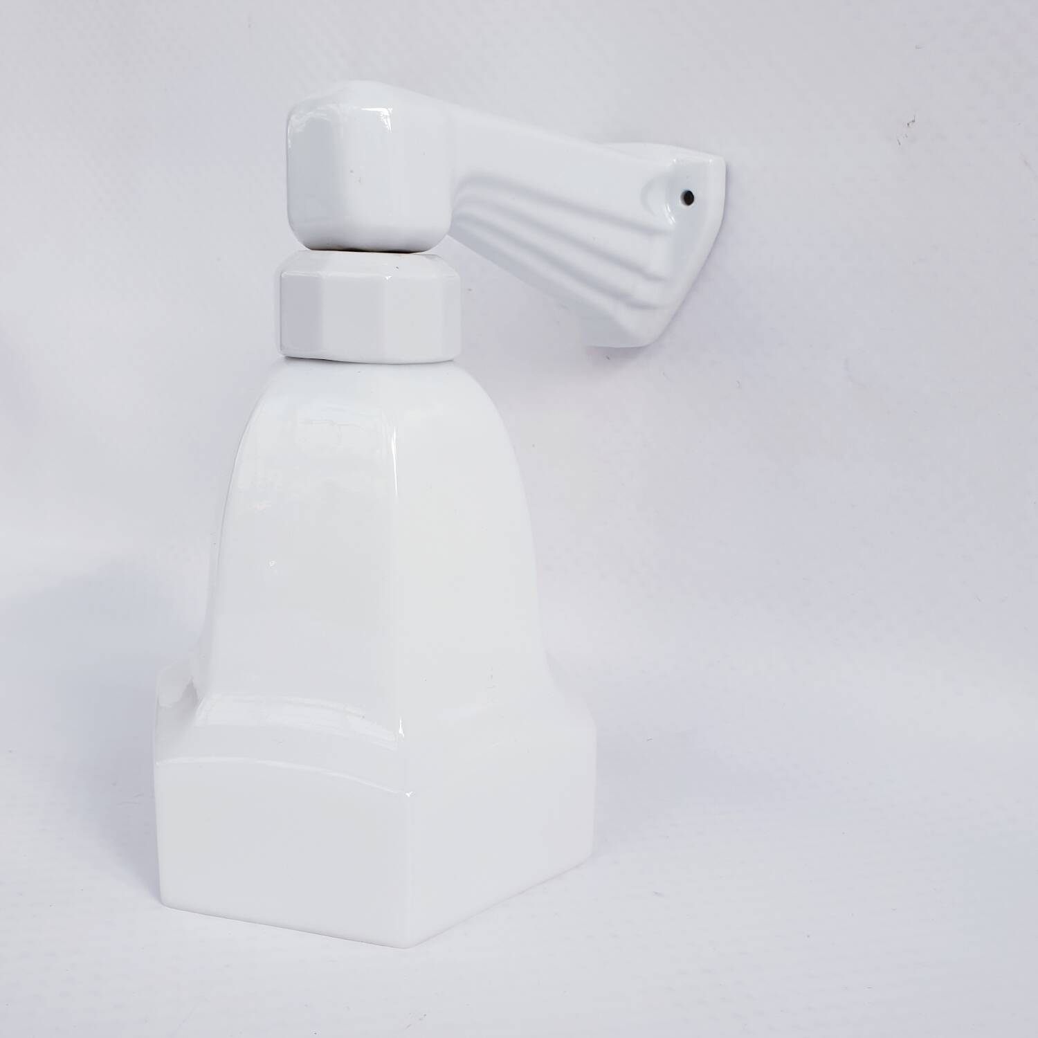 Art Deco porcelain wall lamp