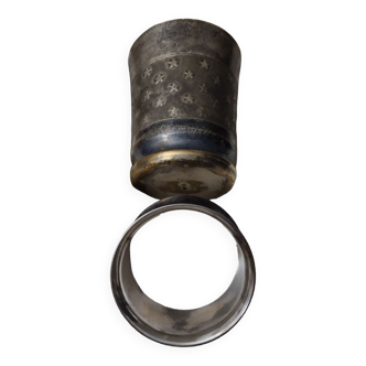 Timpani and old napkin ring in original ca boit - Daniel Cregut