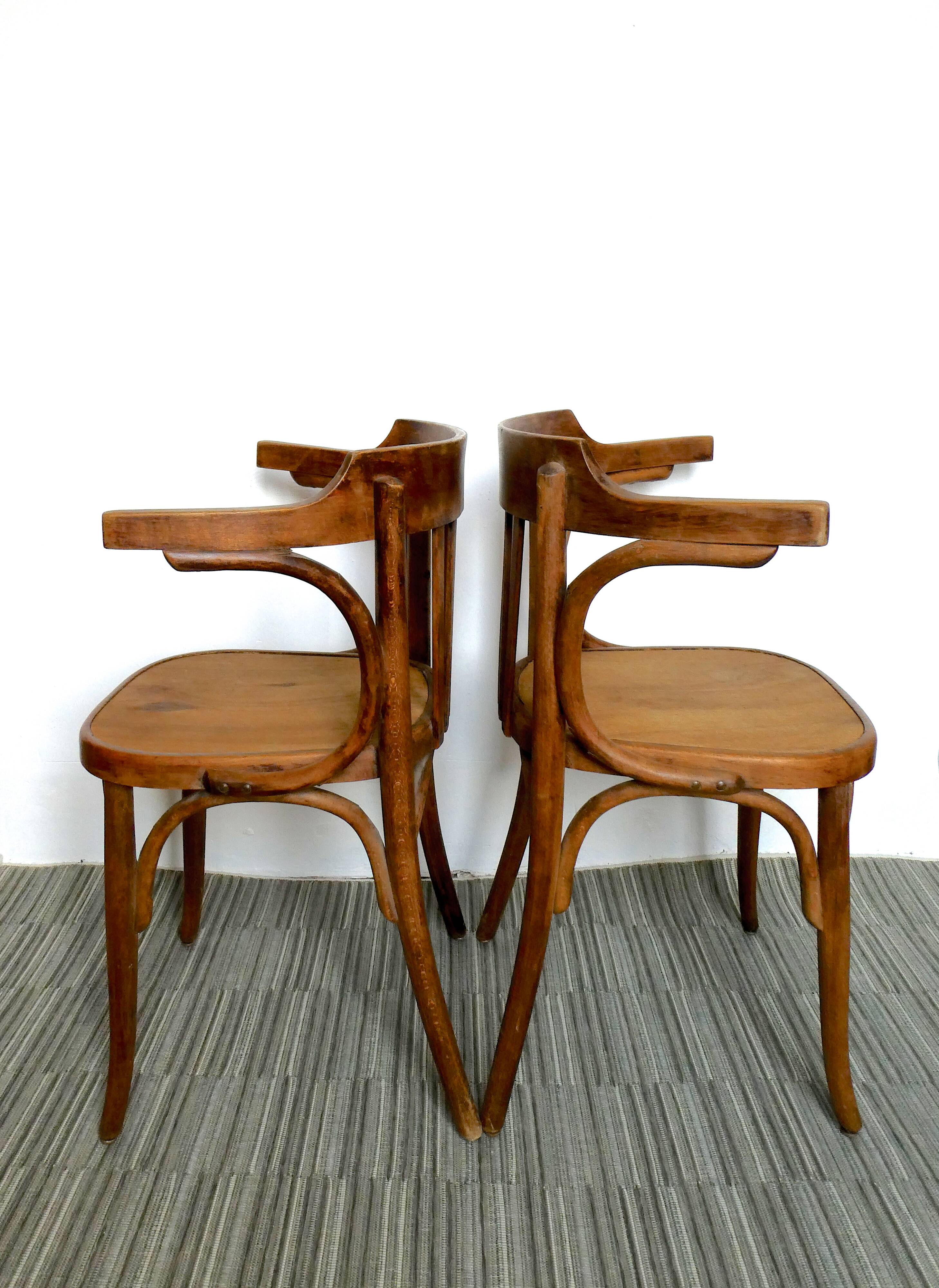 Paire de fauteuils de bistrot Fischel en bois courbé