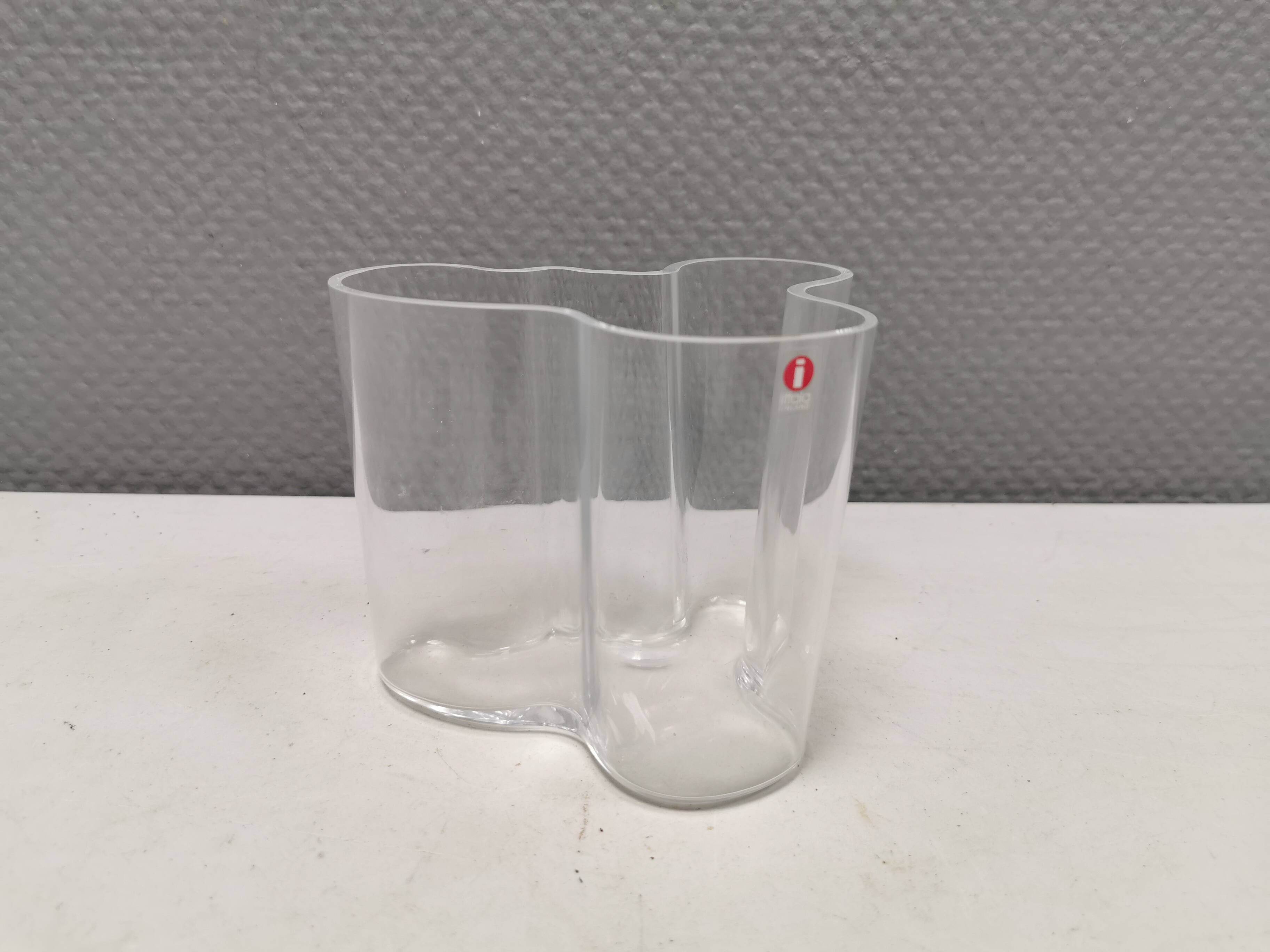 Beautiful Iittala vase designed by Aalto in 1936 Finland