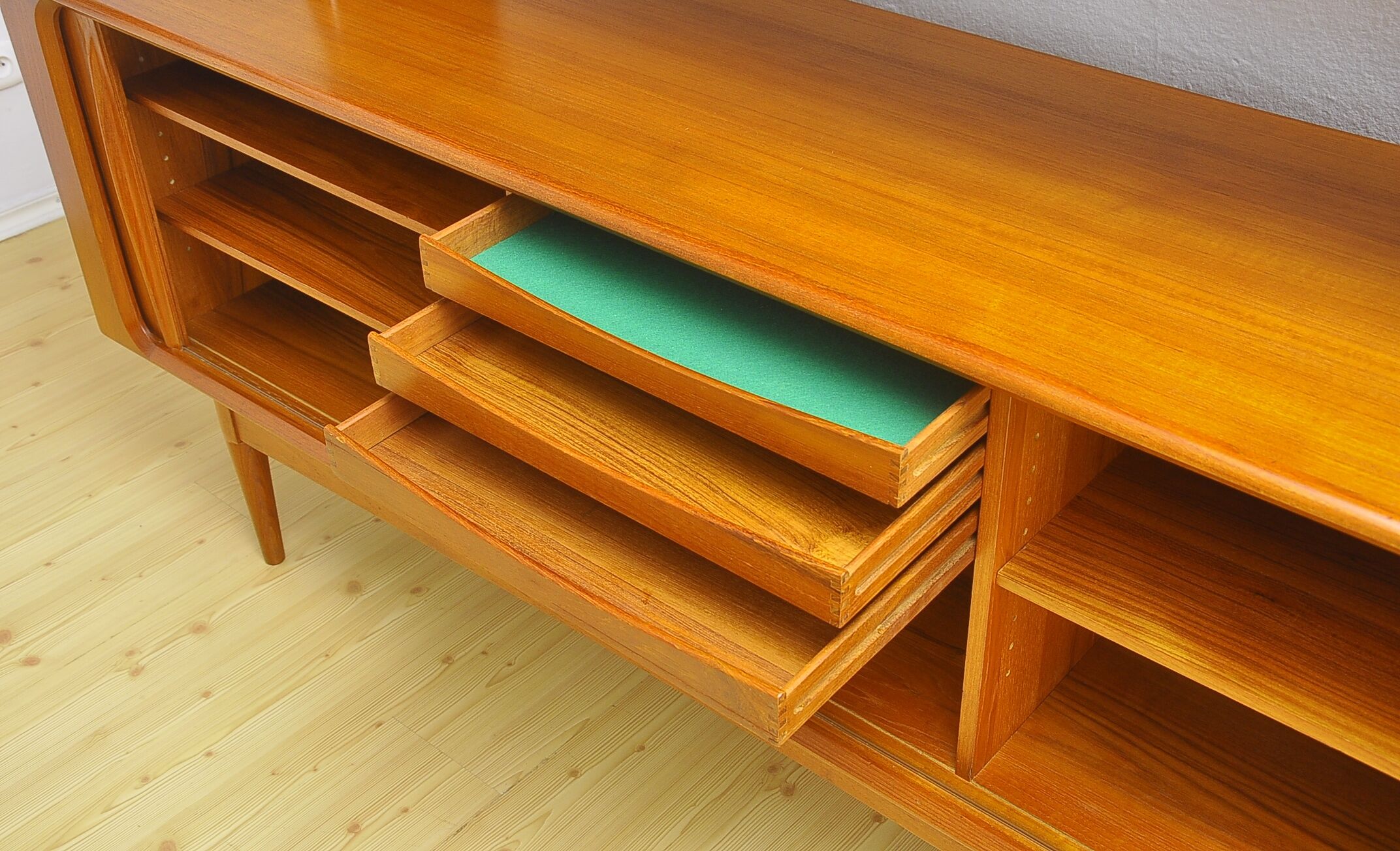 Enfilade par Bernhard Pedersen et Son, années 1960