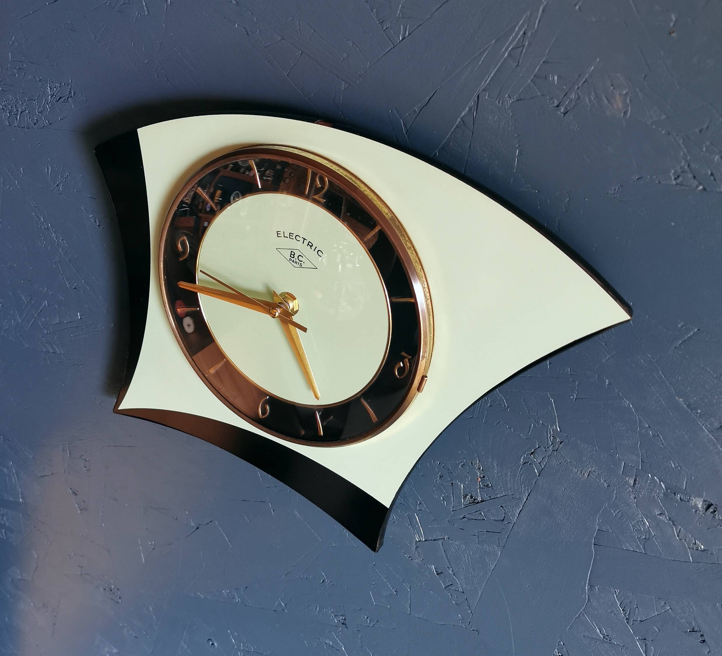 Vintage formica clock asymmetrical silent wall clock "BC Paris electric black green"