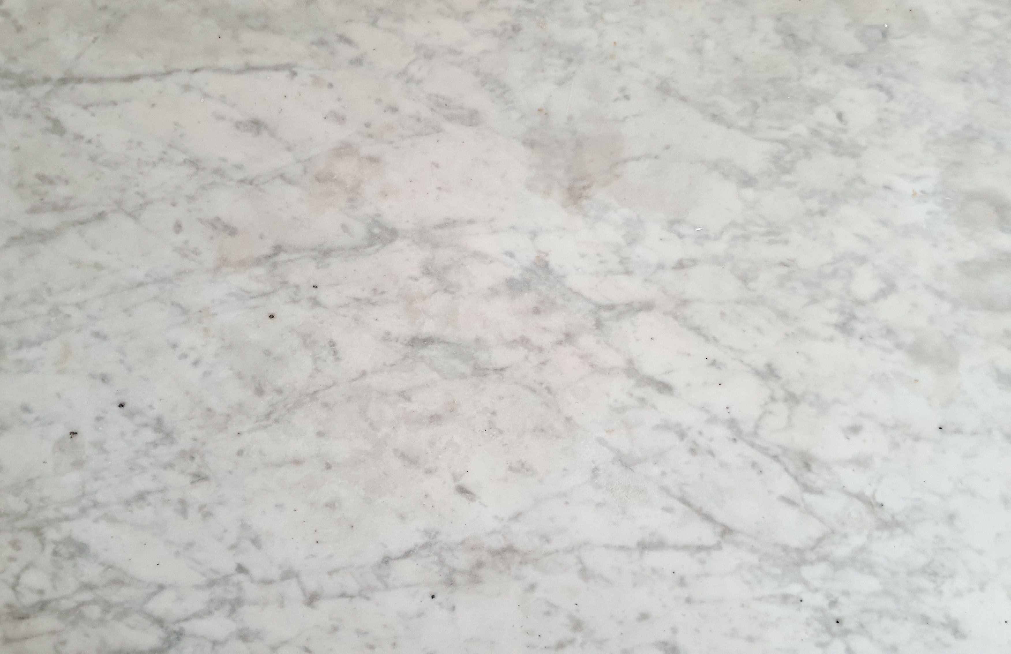 Bistro table cast iron and white marble - garden terrace