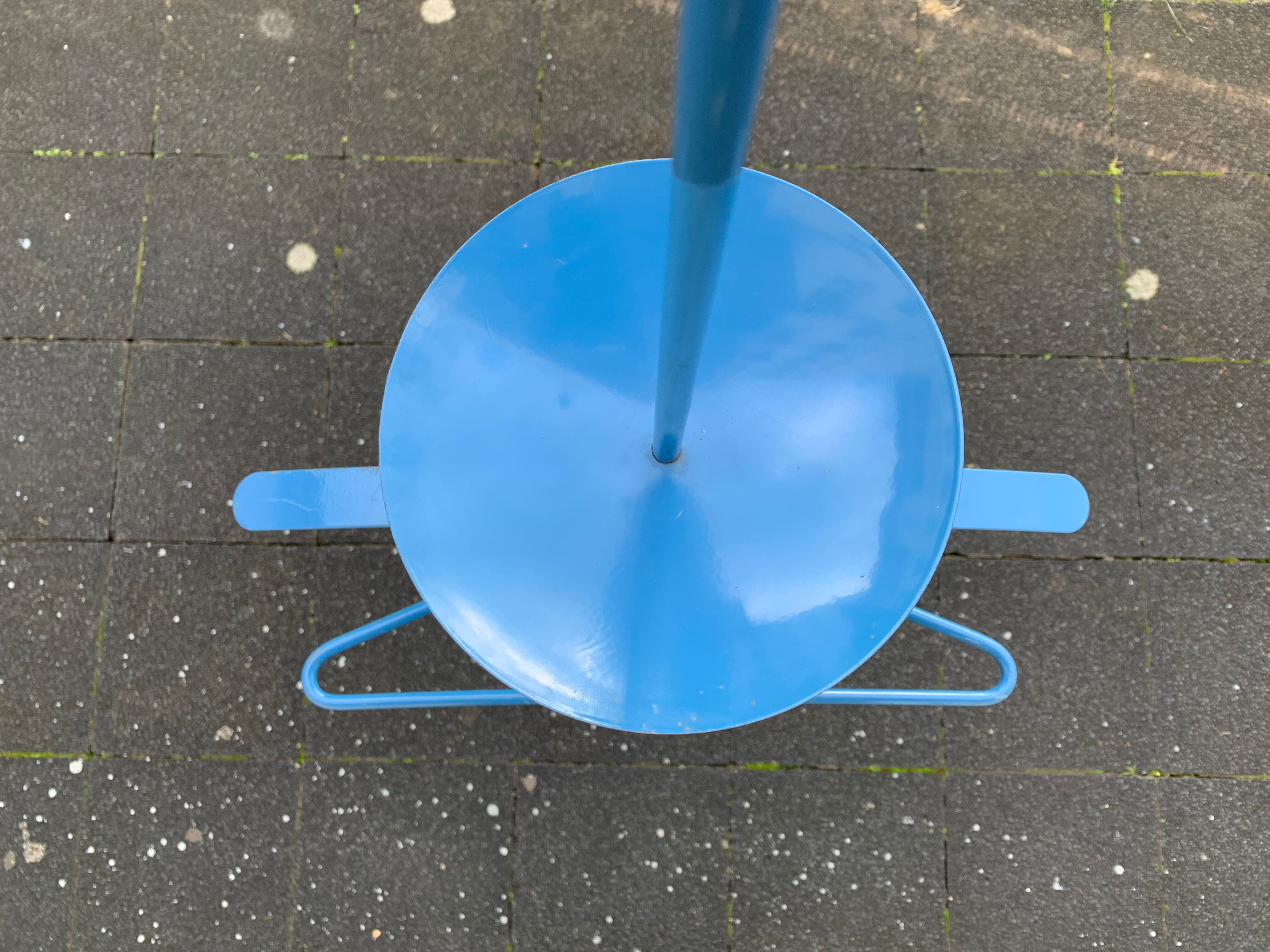 Blue metal design nightval Pascal Mourgue 1980