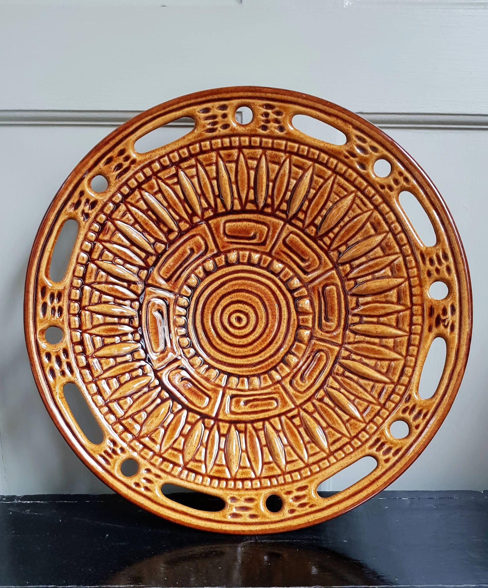Large Mid-Century Modern French Ceramic Sunflower Plate - 1950s-1960s - Grottes de Dieulefit