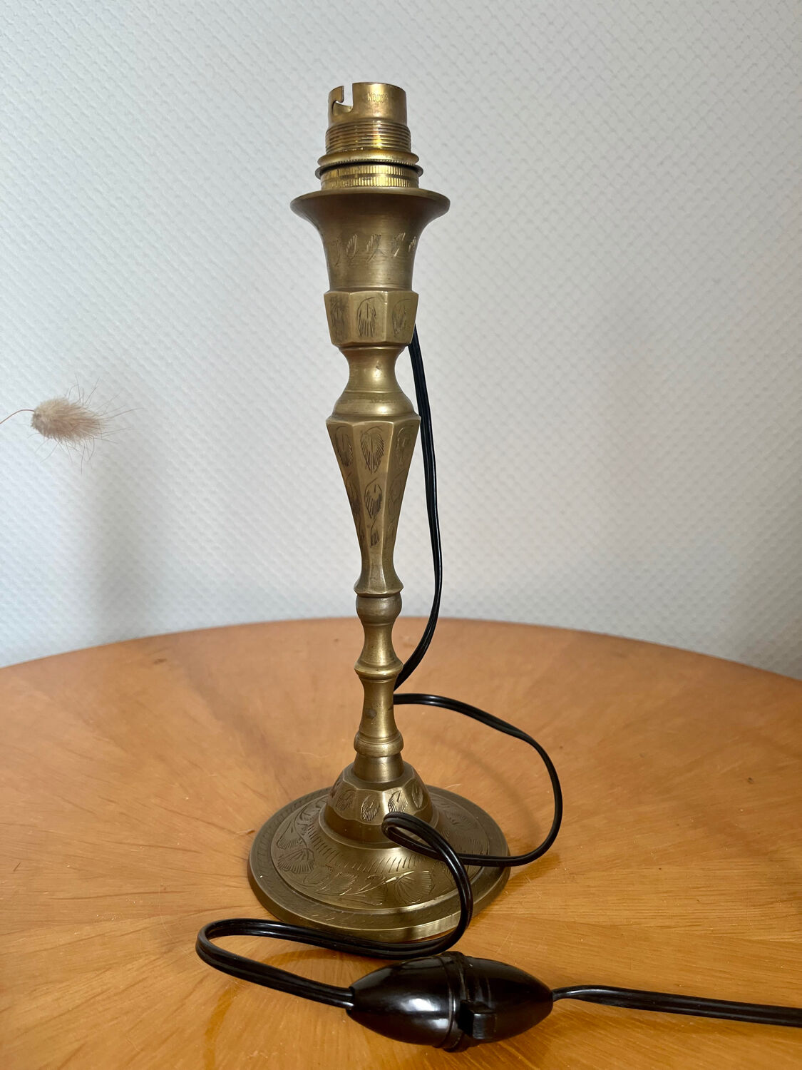Golden brass candle holder lamp