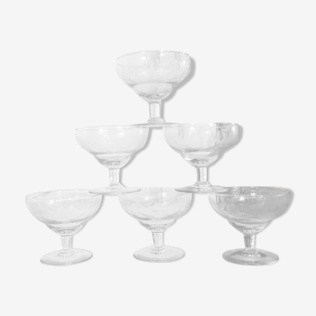 Lot of 6 engraved crystal wine glasses