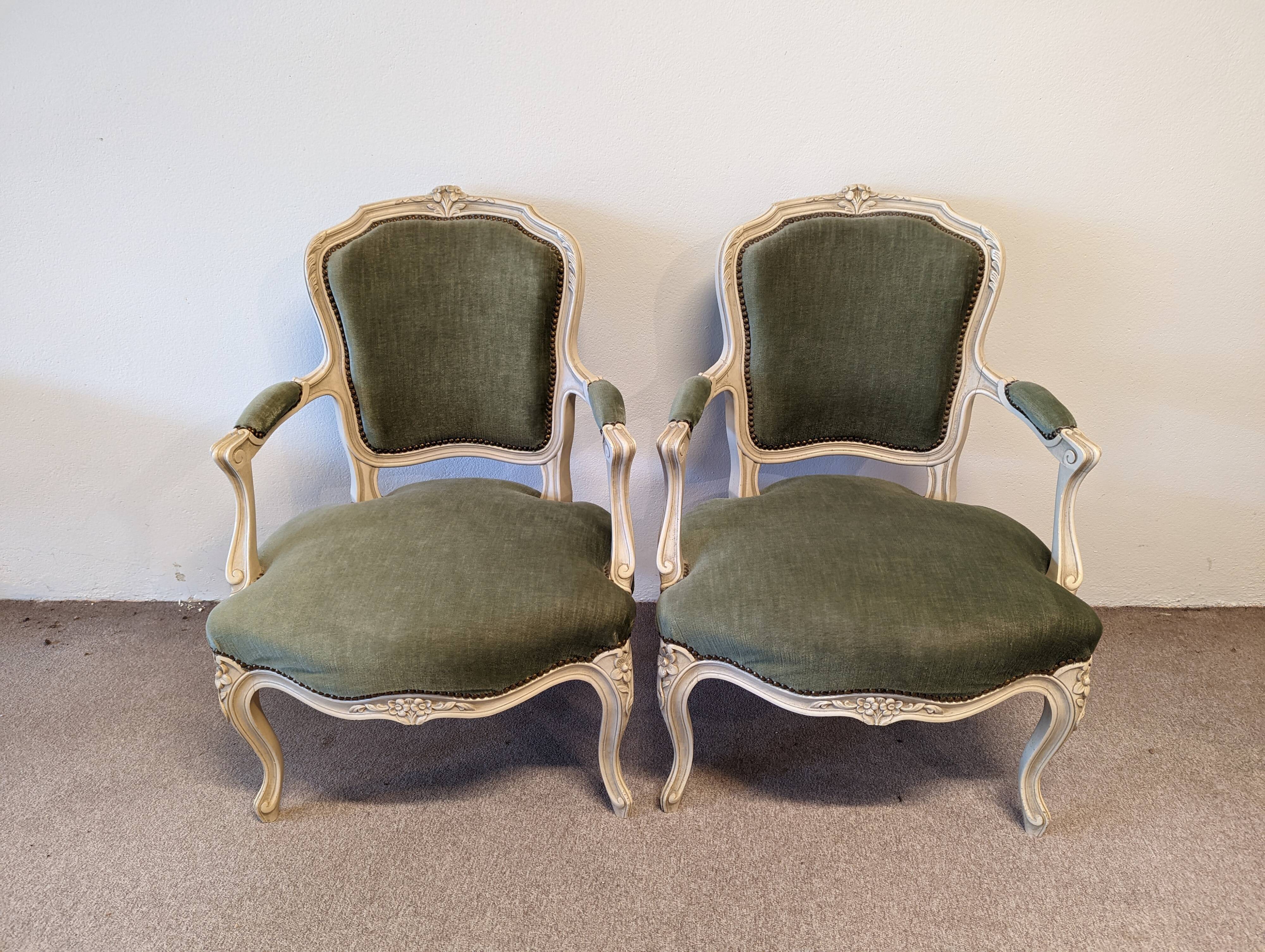 Paire de fauteuils Louis XV