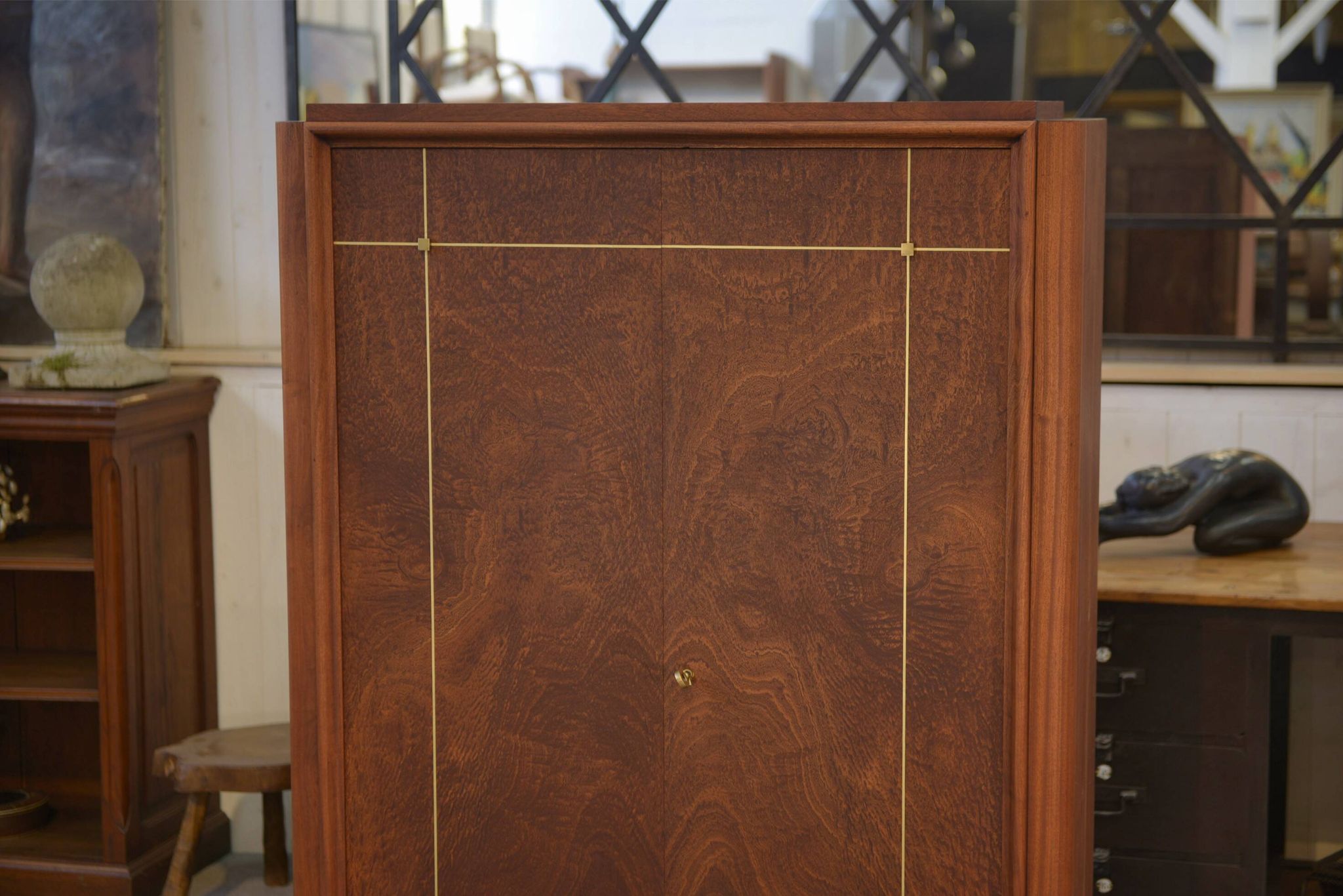Armoire Art Déco en acajou mobilier d’art signé A. Bicchierini 1940’s