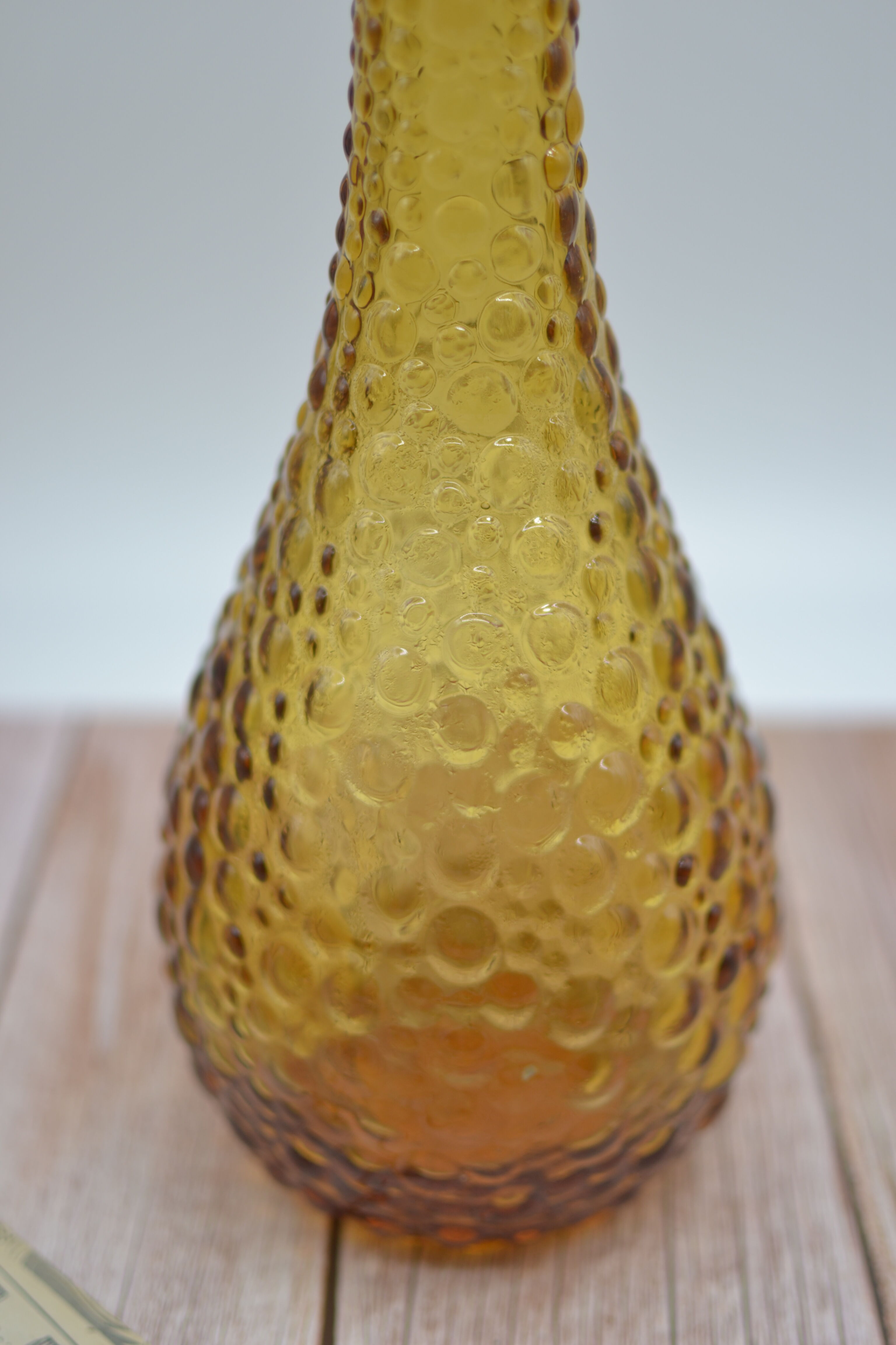 Yellow empolie decanter 39 centimeters 50/60 years without cap