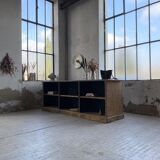 Double-sided counter with XL oak compartments