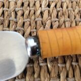 Bamboo pie shovel