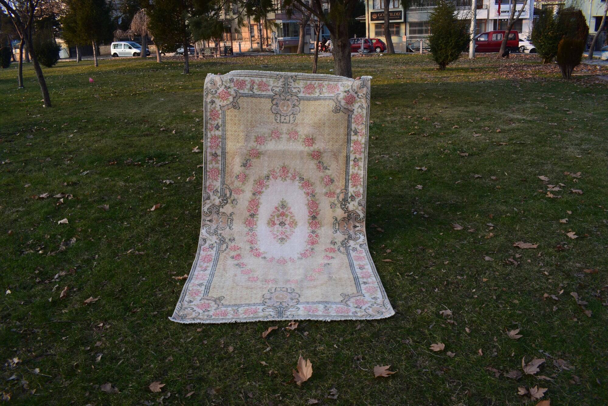 Vintage Turkish handmade rug 114x210 cm