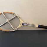 Raquette de tennis ancienne￼